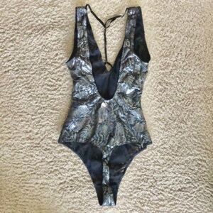 Victoria’s Secret Lace Palm Teddy S